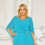 Jaka sukienka do figury gruszki?