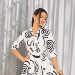 Jak dobrać kolor paznokci do sukienki?