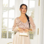 Figura „kielich” – jakie sukienki najbardziej pasują?