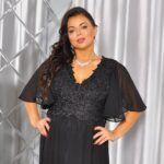 Jak optycznie wydłużyć nogi w sukience plus size?