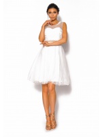 Rozkloszowana sukienka mini w kolorze białym Model: IP-4019