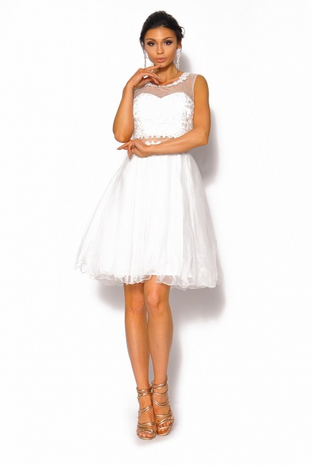 Rozkloszowana sukienka mini w kolorze białym Model: IP-4019