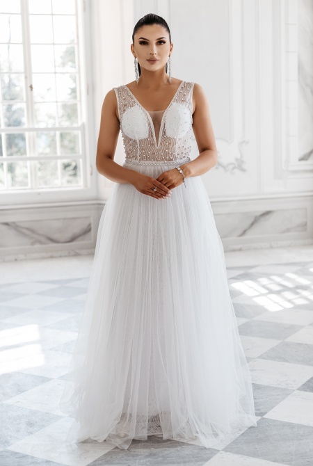 Zjawiskowa sukienka maxi z perełkami na transparentnej podszewce tiulowej. Model: PW-4143