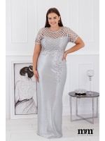 Elegancka maxi sukienka z krótkim rękawkiem w kolorze srebrnym. Model: CU-4370