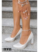 Srebrne czółenka na słupku. Model: 029 Sre