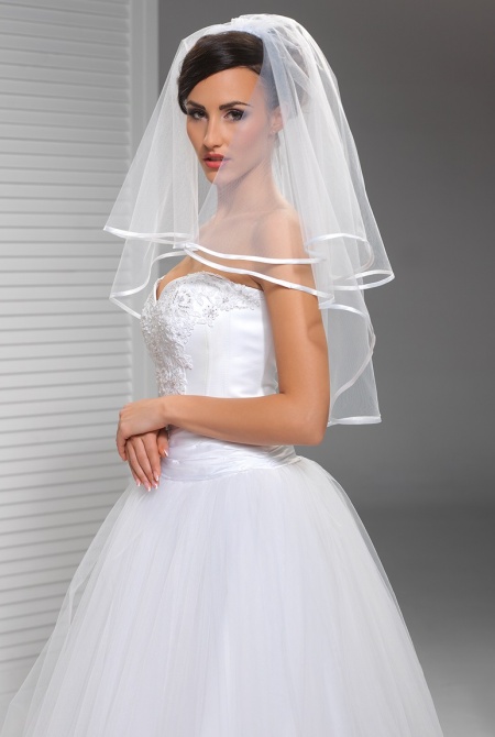 Biały welon ślubny z lamówką KOLOR BIAŁY Model: W58