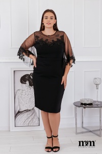 Elegancka sukienka midi z prostą spódnicą i szerokimi rękawkami w kolorze czarnym. Model: CU-6725