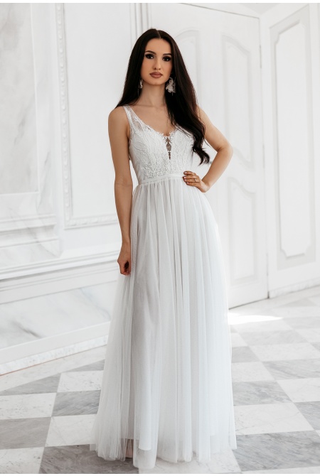 Niepowtarzalna suknia ślubna z motywem kwiatowym oraz tiulowym dołem. Model: PW-6951