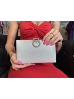 Kuferek w kolorze srebrnym z ozdobą. T-896