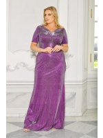 Efektowna maxi mieniąca sukienka z krótkim rękawem zdobiona cekinami w kolorze fioletowym. MODEL: CU-7014