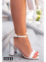 Eleganckie białe sandały. Model: SEAS-CD58 White