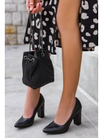 Eleganckie czółenka na Słupku w kolorze czarnym. Model: 029 czarn mat