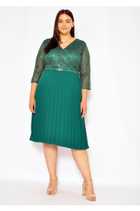 Sukienka midi z plisowaną spódnicą w kolorze zielonym. MODEL:CU-7452