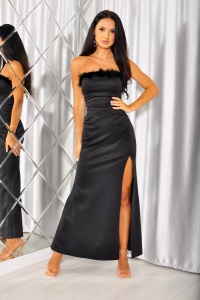 SUKIENKA MAXI Z PIÓRKAMI NA DEKOLCIE W KOLORZE CZARNYM.MODEL: KM-8402