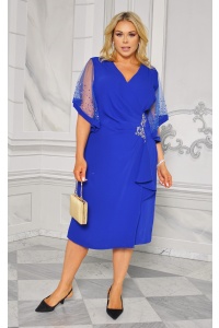 Efektowna midi z marszczeniem w talii oraz szerokimi rękawkami w kolorze NIEBIESKIM. Model: CU-8570