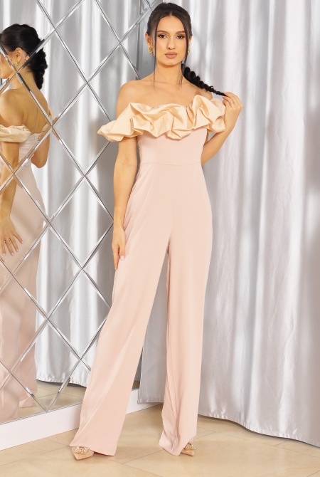 Elegancki kombinezon w falbanką w kolorze beżowym. MODEL:YM-8692