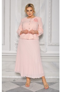 Szykowny komplet ze spódncą i żakietem w kolorze pudrowego różu. Model: IP-8800