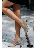 Efektowne szpilki w całości pokryte mieniącymi cyrkoniami w kolorze szampańskim. Model: MOL-258-20X CHAMP