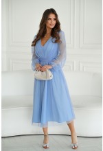 Sukienka midi w kolorze błękitnym. MODEL:BC-8810