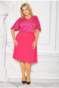 SUKIENKA Z BROKATOWĄ GÓRĄ I GŁADKIM DOŁEM W KOLORZE MALINOWYM. Model: GV-8892