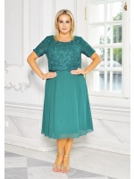 Sukienka midi w kolorze zielonym z koronkową górą. Model: GV-9068