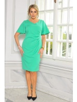 Sukienka midi w kolorze ZIELONYM z marszczeniem po boku i lekkim złotym dodatkiem. TR-9500