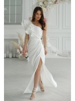 SUKIENKA MAXI NA JEDNO RAMIĘ Z PIÓRAMI W KOLORZE BIAŁYM.MODEL:BC-9614