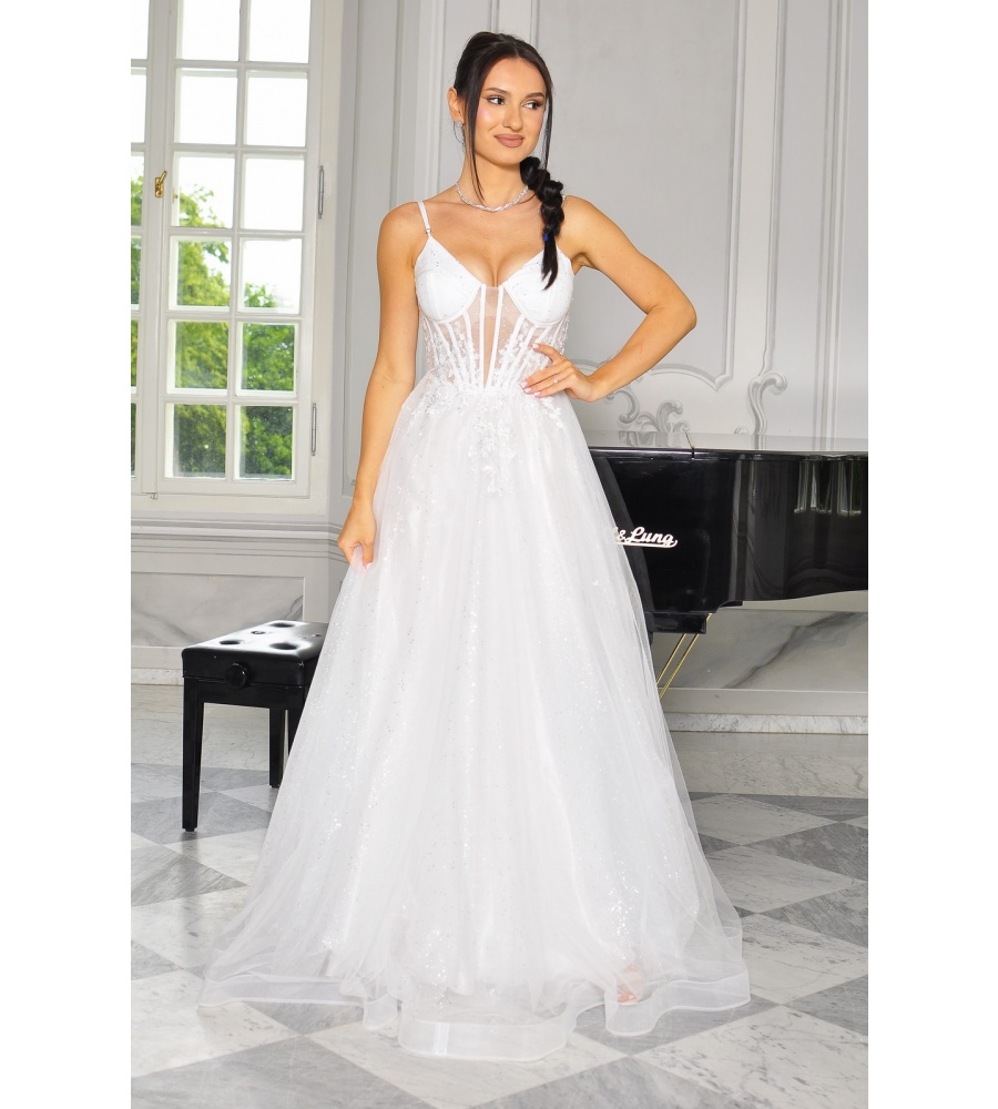 Suknia ślubna EKRII z mocniej wyciętym dekoltem.MODEL:PW-9767