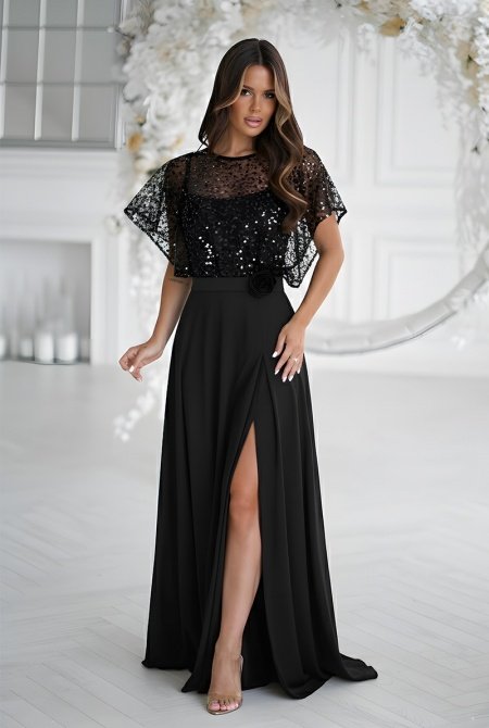 Sukienka maxi z narzutką cekinową w kolorze czarnym. MODEL: BC-9777