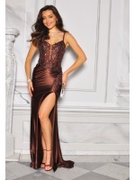 DŁUGA SUKIENKA RYBKA W KOLORZE CZEKOLADOWYM Z ROZCIĘCIEM NA NOGE.MODEL: PW-9793