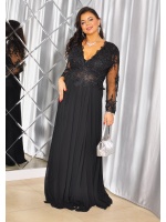 DŁUGA SUKIENKA W KOLORZE CZARNYM Z DŁUGIM RĘKAWKIEM ZDOBIONYM KORONKĄ. MODEL: PW-9795