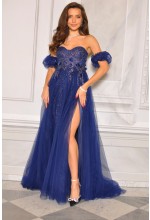 Olśniewająca sukienka w kolorze granatowym ze zdobionym gorsetem.Model: PW-9804