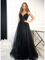 SUKIENKA MAXI W STYLU KSIĘŻNICZKI,ZDOBIONA BOGATO NA GORSECIE W KOLORZE CZARNYM. MODEL: IP-9884